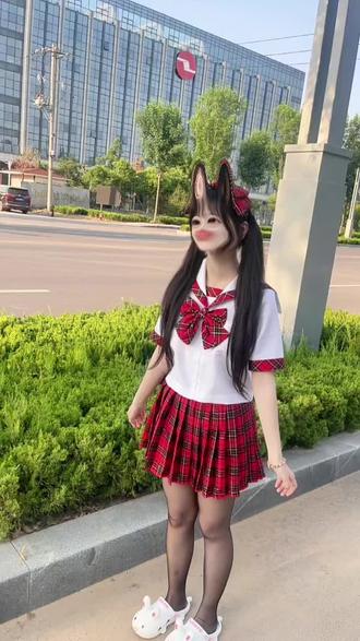 苏格兰也要加入街拍! #jk水手服穿搭 #创作者中心 #创作灵感 #bodyline #苏格兰红格