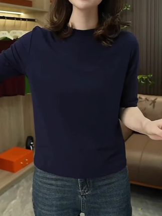#百搭上衣 #面料舒适透气 #秋季穿搭 #显瘦穿搭