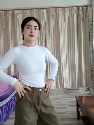 秋冬必备休闲裤#休闲裤 #秋季穿搭 #女生 #女大学生 #好物推荐🔥 @上热门🔥🔥🔥 @抖音Dou+上热门 @抖音创作小助手