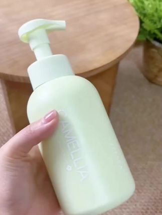 洗面奶我就喜欢买这种,便宜好用又大碗,用起来一点不心疼#洗面奶 #洁面乳 #护肤分享 #好物推荐?