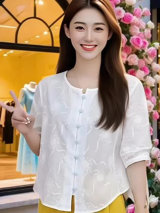100%棉绣花夏季小众百搭圆领白色七分袖衬衫上衣设计感刺绣薄款#清凉一夏 #喜欢就关注我吧 #快来看看 #