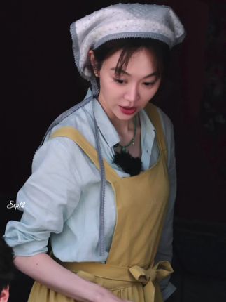 黑芝麻酱多士酥酥脆脆的吐司配浓香黑芝麻酱和香蕉 黄金搭档#早餐美食#大人孩子都爱吃 #大香了#黑芝麻酱#推荐