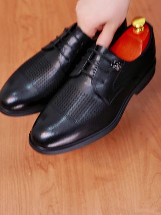 不要因为没有掌声而放弃梦想,你需要的是坚持而不是观众 #好穿不累脚 #商务休闲 #软底软面穿上超舒服 #这个夏天我将加入更权威的穿搭圈 8.7-2