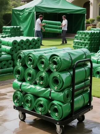 加厚防雨布蓬布 户外防雨布 加粗聚乙烯面料,触感厚实、拉扯不变形,厚度比普通篷布增1/3,基本不透光。小雨落布即凝成水珠滑落,防水直观。边缘包边细密,加设加厚织带与金属穿绳孔,拽拉不脱落。 可盖货车、搭棚、遮杂物,经风吹日晒仍规整、不褪色,沾泥易冲洗。尺寸2-10米可选,军绿、银灰两色适配多场景,户外实用省心。 #户外用品 #防雨布篷布 #防雨布厂家 #雨棚车棚#农村酒席帐篷