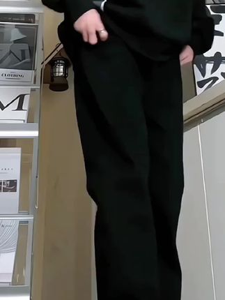 cleanfit黑色微喇牛仔裤男春秋季修身显瘦裤子美式潮牌窄版直筒裤#好穿还显瘦的神裤推荐 #微喇牛仔裤 #修身牛仔裤 #窄版牛仔裤 #显瘦直筒裤