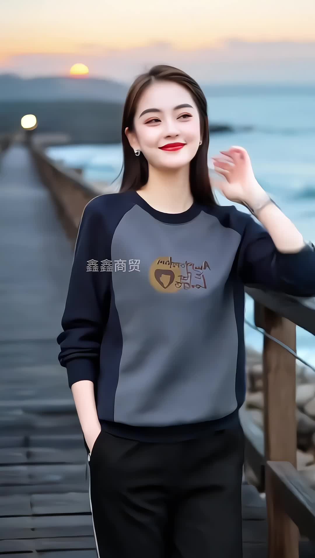 #加厚卫衣#时尚休闲#洋气减龄#气质穿搭