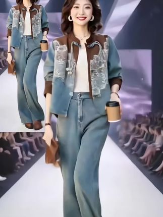 2025春秋新款,设计感蕾丝拼接盘扣牛仔套装女复古阔腿裤两件套#洋气减龄 #时尚休闲穿搭 #潮流时尚穿搭 #高级感穿搭