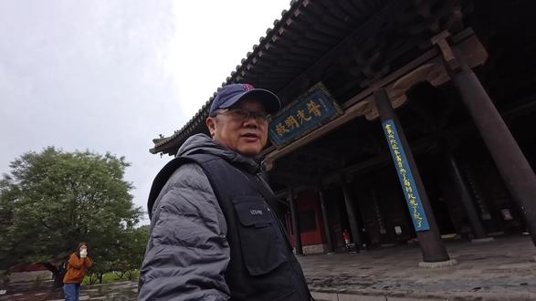 辽代彩塑的精华 今天参观的就是1982年邮电部发行的华严寺的灵魂侍立菩萨雕塑