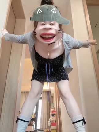 #休闲舒适 #今天穿这样 #裙子搭配 #碎花裙