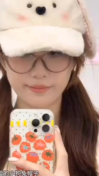 我的帽子长耳朵了!#毛绒兔子帽子 #兔子帽 #毛绒帽 #毛绒鸭舌帽 #耳朵帽