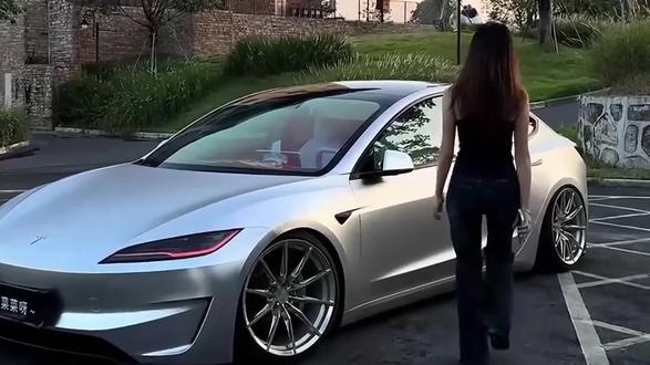 安全性如何保障?潜在的特斯拉Model Q标准配置探讨 #安全驾驶 #车辆配置
