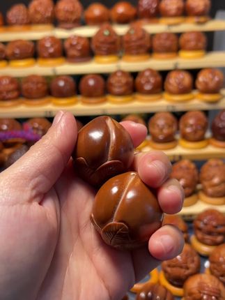 小桃#文玩 #橄榄核#桃