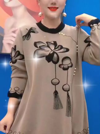 #谁穿谁漂亮 #内搭外穿都好看 #时尚潮流穿搭 #秀出你的美 #民族风中长针织衫 时尚潮流穿搭内搭外穿都好看值得拥有精致女人必备