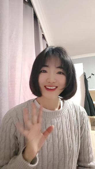 你们也问问你们手机里的Ai,我要去洗车,但是洗车的地方距离我只有50米。我开车去好还是步行去好吧