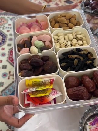 #香料收纳盒家用佐料大料花椒辣椒厨分格房调料罐