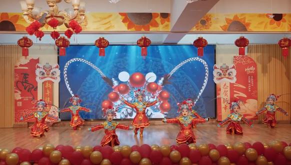 大班舞蹈《沁园春 雪》,帮大家提前排过啦,效果很奈斯#幼儿园 #幼师 #六一 #舞蹈 #幼儿园里欢乐多