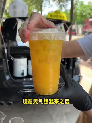摆摊手打柠檬茶的绿茶应该如何选择? #摆摊创业 #茉莉花茶 #柠檬茶