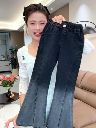 洋气好穿的高弹喇叭裤,面料柔软舒适,穿身上巨显大长腿!#韩版穿搭 #面料柔软舒适 #显高显瘦显腿长 #洋气上档次