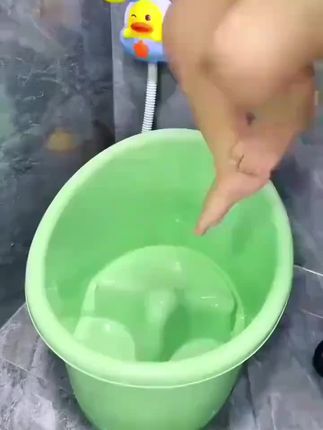 #儿童洗澡桶 #儿童洗澡桶自带坐凳 #儿童洗澡 #婴儿洗浴盆子 #宝宝洗澡椅