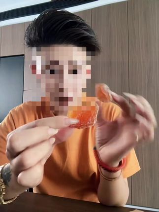 个大肉厚 配料只有枇杷,竹盐 #这也太好吃了 #软糯香甜 #快来一起尝个鲜