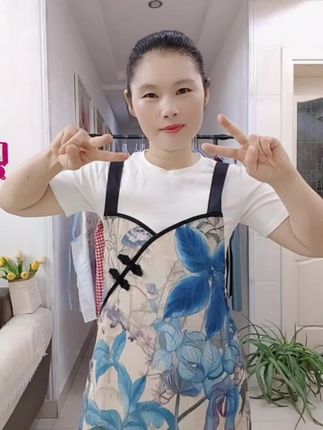 加厚旗袍款帆布围裙,穿上它品质感满满,做一个上得了厅堂,下得了厨房的#精致女人 #围裙大#简约大气 #美美哒 #好物分享