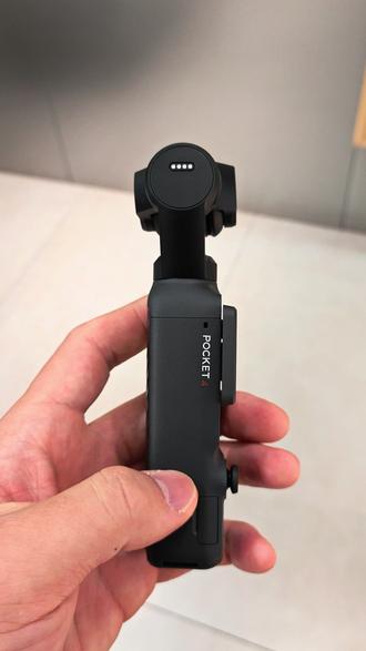 Pocket4自拍镜像原来在这里!! Pocket4自拍镜像原来在这里!!拍出来感觉不对劲,试试调整下这个设置#大疆Pocket4 #教学 #人像对比