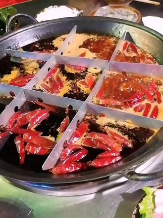 周未🔥锅整起,家人们晚上好,一起一起喝一起嗨!