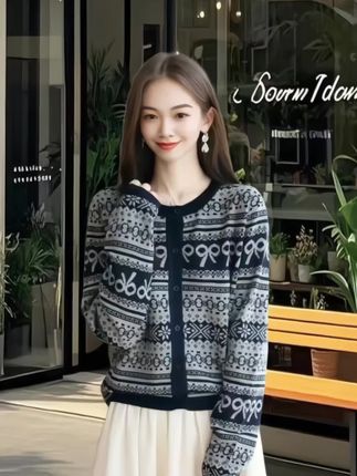 #针织衫 #毛衣#洋气减龄#春秋穿搭
