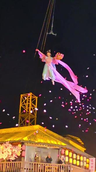 道口古镇天女散花#演出现场拍摄 #灯会 #浪漫瞬间 #舞出民族特色 #天女散花