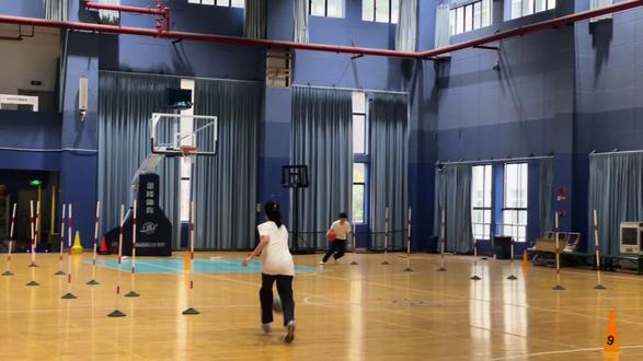 中考体育模拟考篮球🏀加油吧!#打篮球的女生