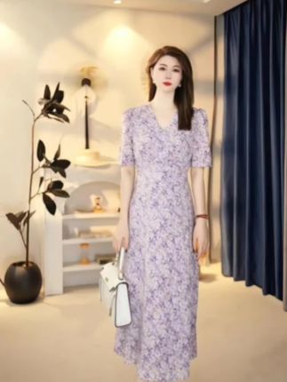 夏季女装气质轻奢碎花连衣裙