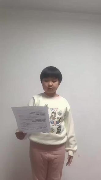 这个学期一开学,看见嘟嘟,满眼都是去年年底汇报演出那个铿锵有力表演卢沟桥的娃娃,整个少儿二班给了我一种量变到质变的教学惊喜!原创稿件荷花神,期待今年的比赛中,娃娃们拿它一举夺魁~#木兰文化 #小主持 #原创稿件 #少儿口才 #优秀回课作业