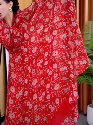 香衣丽华04-391秋季新款花色大摆连衣裙修身显瘦气质简约大 #穿搭#显瘦穿搭 #美出高级感