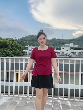 生命没有同花顺 人生的底牌永远是自己#微胖穿搭 #显瘦显高显腿长 #大码女装 #胖mm穿搭