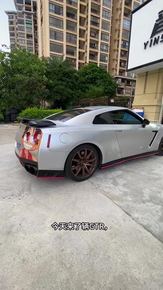 手工修复日产GTR排气 #排气声浪#声浪 #炸街#JDM #超跑