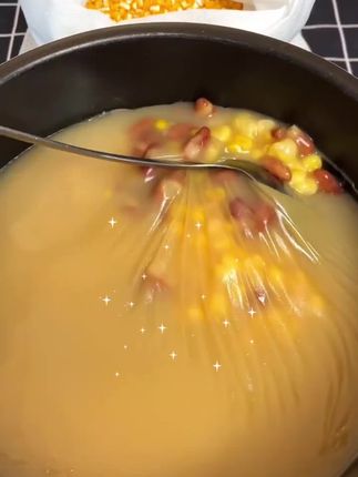 #抖音美食 #优质农产品 #东北大碴子 粗粮大碴子粥,您有多少年没有吃过了?#强烈推荐 #大碴子 @抖音小助手