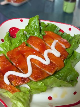 这个鸡排真的太好吃了,我囤了很多,一周吃八次都不腻。3种口味,都是腌制好的。#鲜嫩多汁#鸡排#奥尔良鸡排#美食