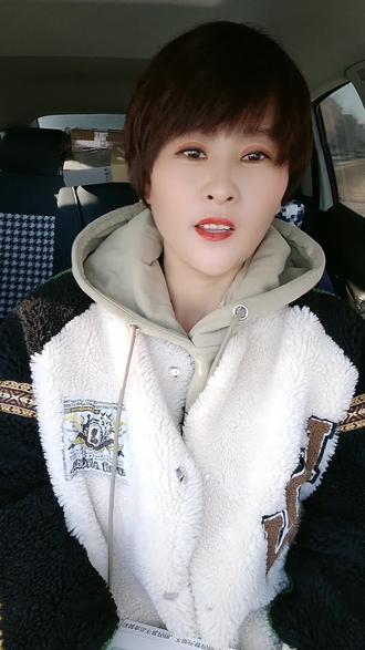 我是东北内蒙古海拉尔莫旗的
路过的老乡帮点个赞呗!谢谢#抖音小助手 #同城发现 @#吃瘦不饿瘦