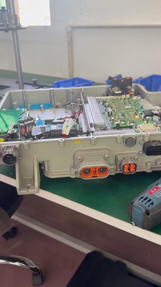 新款北汽EU5 PEU维修 充电机DCDC不工作 无故障码维修#新能源三电维修 #汽车电子 #新能源汽车维修 #汽车维修