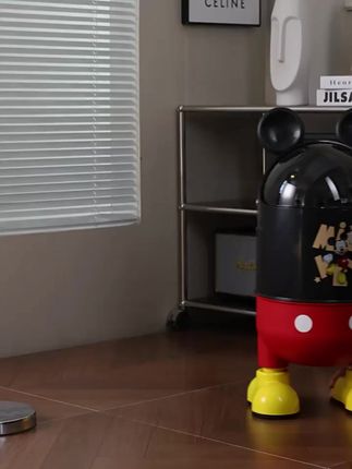 迪士尼联名卡通垃圾桶,家用超可爱,颜值爆棚! #卡通创意桶 #卡通垃圾桶 #迪士尼垃圾桶 #家用卡通垃圾桶 #家用垃圾桶