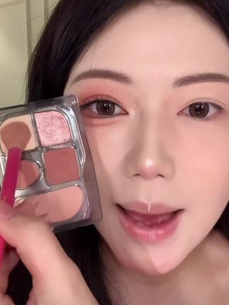 这哪里是眼影呀简直是我的面部综合盘!一盘搞定全脸妆容!#眼影盘 #平价彩妆 #面部综合盘#神仙眼影盘呀 #眼影教程