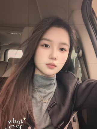 一路走来这些年经历了什么,大概只有自己知道吧,曾经的那个自己,再也回不去了,从幼稚到成熟,从单纯到复杂,从直来直去到小心翼翼,从没心没肺到充满防备,都不知道这些年在忙什么,又快到一年的春节了,一路走来不容易,做好自己,好好生活……