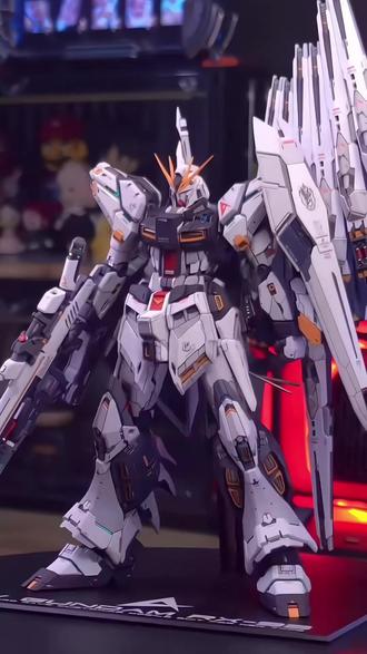 带蚀刻片农场主造物 牛高达财喵喵GK样式 1/100财牛 拼 #改装文化 #拼装模型 #模型 #模玩 #大人也要玩玩具