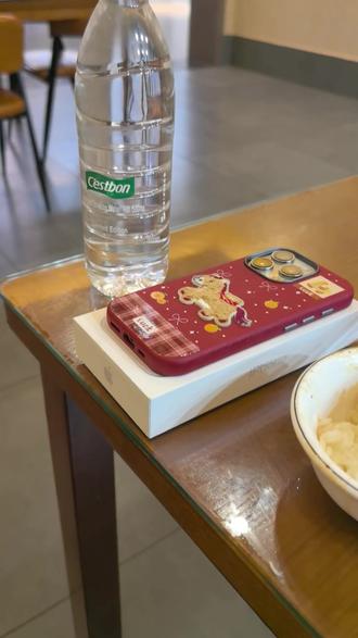 抖音里都是老婆送老公手机,我来一个老公送老婆的,爱你呦。#送老婆手机 #情人节礼物 #老婆礼物 #老婆辛苦了 #夫妻日常