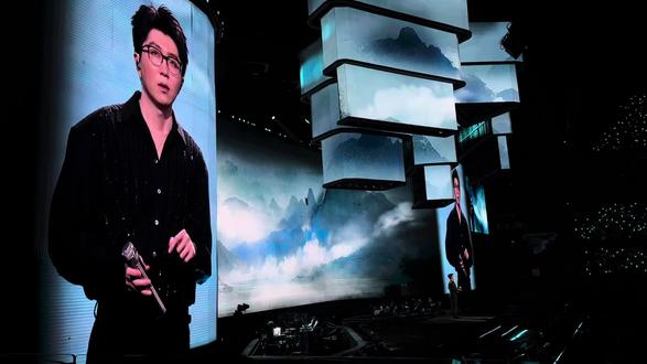 毛不易歌曲《一程山路》平台收藏量破千万 这是他第15首千万收藏的歌曲 其中11首为原唱歌曲#毛不易#一程山路