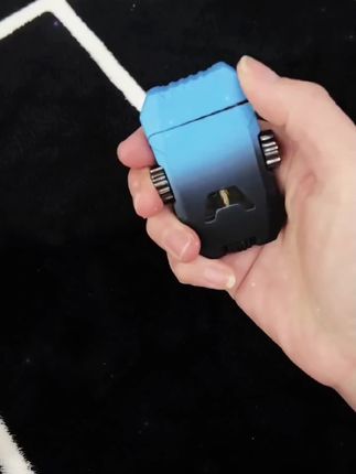 #好物推荐分享 #打火机又火了 #创意打火机 #防风打火机 #送男友的礼物