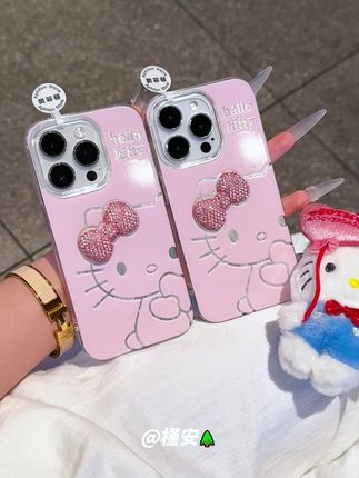 粉粉嫩嫩哒镂空闪粉Kitty🎀✨坐着少女心满满好治愈呀bling bling哒闪闪好稀饭~#个性手机壳推荐 #可爱手机壳 #少女心手机壳 #少女心爆棚 #手机壳