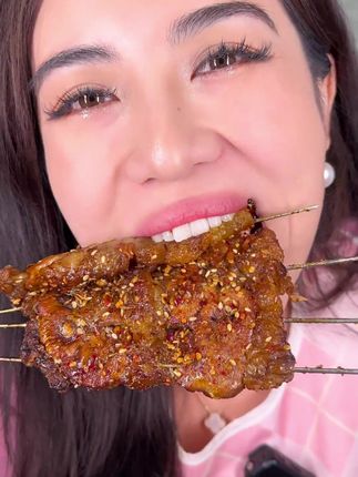 这个#猴头菇牛奶燕麦片 真的可以家中常备,大人小孩都可以喝,一年四季都可以当#早餐 独立罐装冲泡方便
