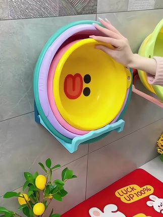 #创作灵感 可以拆卸换位置不留痕迹,同时收纳多个大小盆,伸缩设计用完收起来还不占地方  #可伸缩脸盆置物架 #脸盆架 #美观实用 #居家好物 @DOU+小助手