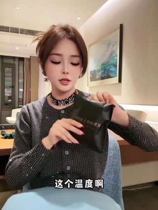 肚子上有堆堆肉的姐妹们别怕,试试我们这款刚出的黑绷带中高腰内裤吧!